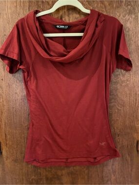 Arc'teryx Deep Red Women's Short Sleeve Top